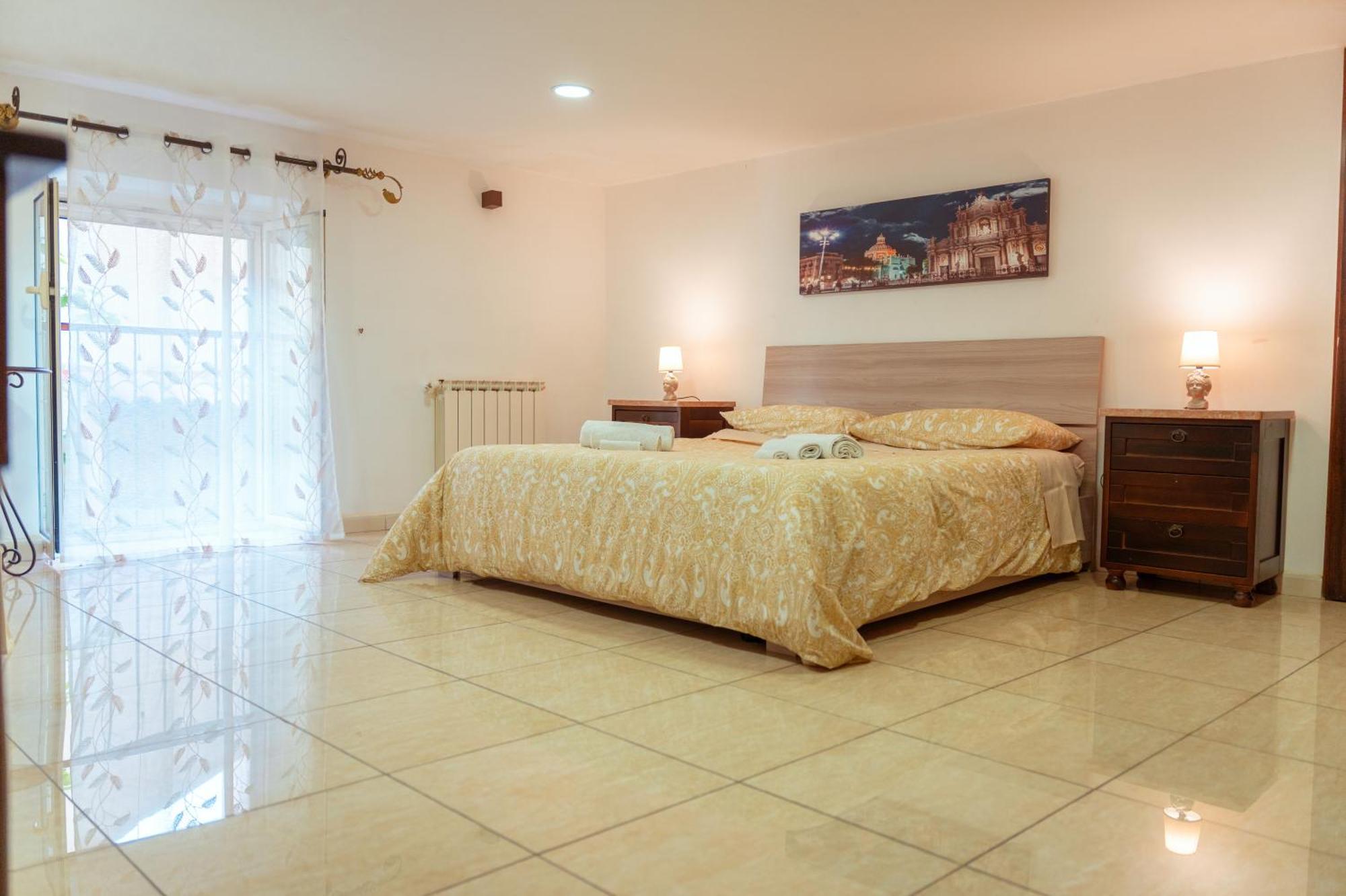 Monserrato House Villa Catania Bagian luar foto